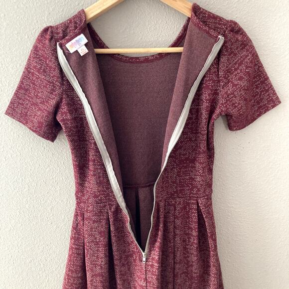 Lularoe Amelia Dress Short Sleeve Fit and Flare - Burgundy Maroon - XS - Picture 8 of 8